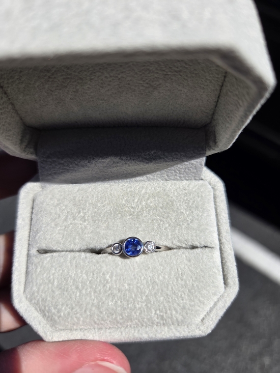Jewelry - Blue Sapphire and Diamond 18k White Gold Ring Sz 6.25